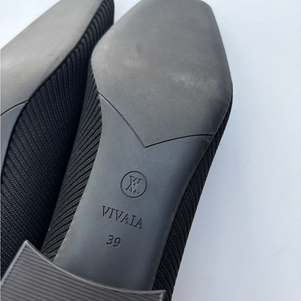 Vivaia Block Heel Pumps - Picture 7 of 7